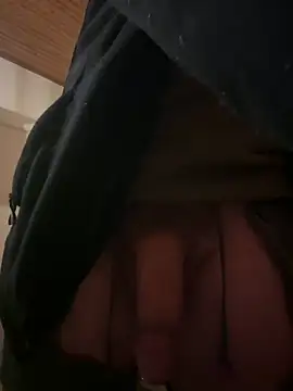 bart98geil online show from February 12, 4:40 am