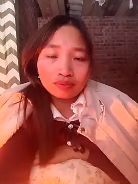 Snapshot of sowbibi chatting on January 13, 1:05 pm sowbibi online show from January 13, 1:05 pm