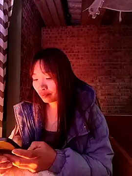 Snapshot of sowbibi chatting on January 15, 1:43 am sowbibi online show from January 15, 1:43 am