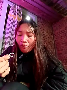 Snapshot of sowbibi chatting on January 16, 5:44 am sowbibi online show from January 16, 5:44 am