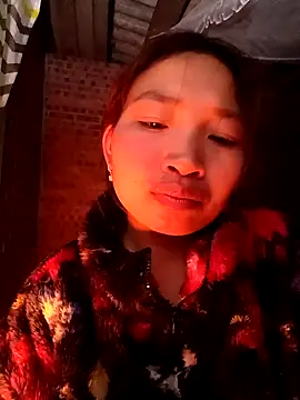 Snapshot of sowbibi chatting on February 1, 2:37 pm sowbibi online show from February 1, 2:37 pm