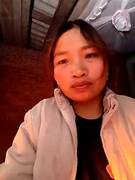 Snapshot of sowbibi chatting on February 4, 3:51 pm sowbibi online show from February 4, 3:51 pm