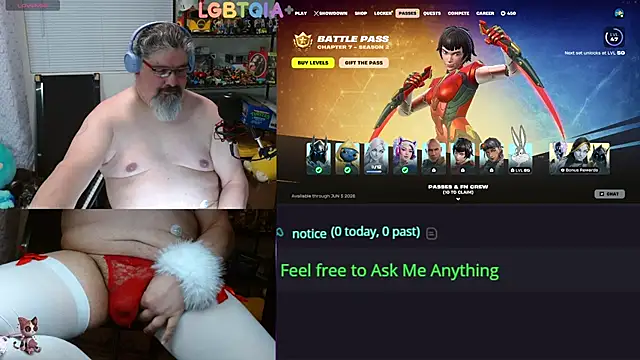geekycastillo online show from April 18, 3:54 am