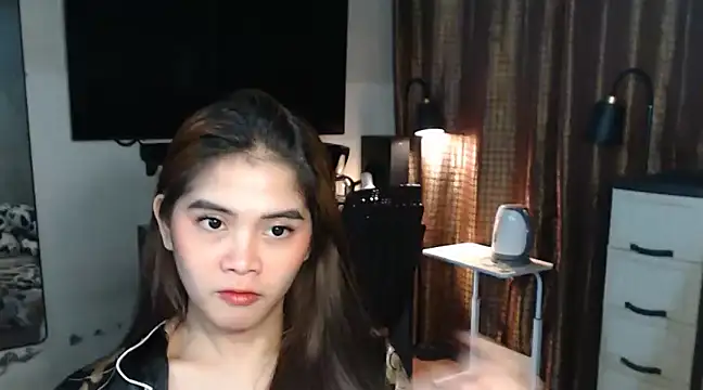 SeductiveTsDoll online show from March 20, 5:57 am