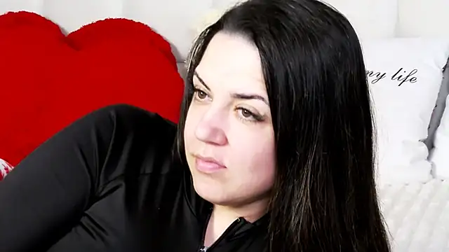 Snapshot of AlsouKass chatting on February 26, 8:24 am AlsouKass online show from February 26, 8:24 am