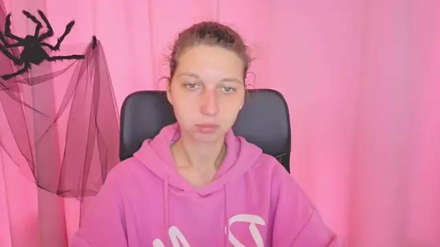 CuteEllii online show from October 27, 11:14 am