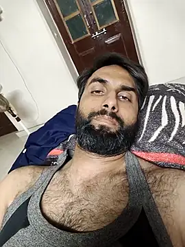 Snapshot of shail1987 chatting on February 25, 1:54 pm shail1987 online show from February 25, 1:54 pm