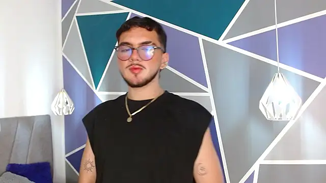 Zac Golden online show from October 22, 5:30 am