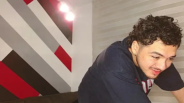 Zac Golden online show from March 6, 11:50 am