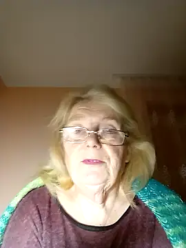 AmyLove353 online show from November 6, 4:02 am