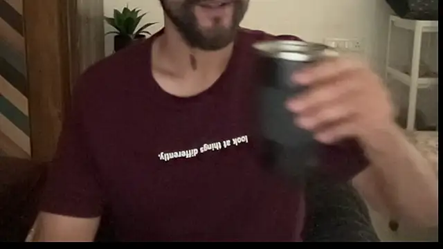 MakeMeAwareAah online show from December 19, 6:09 am