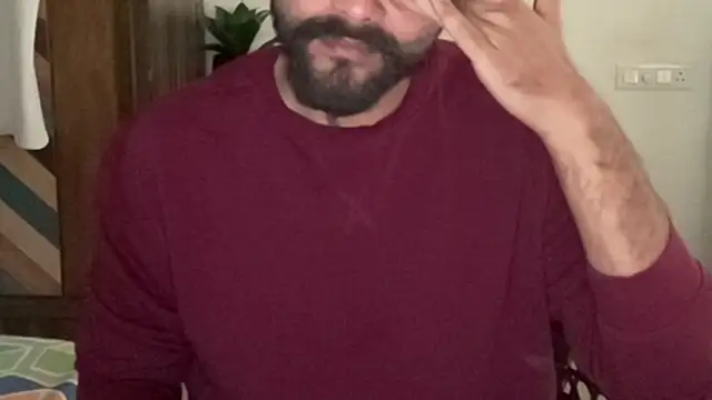 MakeMeAwareAah online show from December 23, 4:43 am