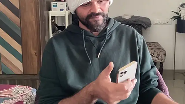 MakeMeAwareAah online show from January 7, 5:43 am