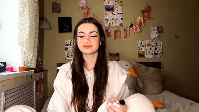 TheRealAnna online show from November 15, 10:45 am