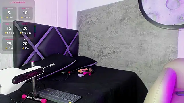 Nicole2507 online show from November 26, 12:06 pm