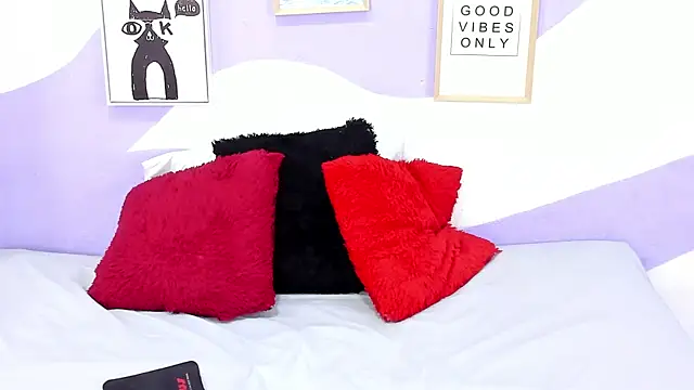 VIOLETA-28 online show from October 31, 2:07 pm