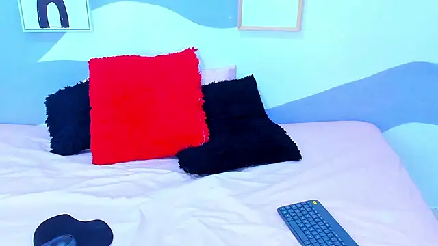 VIOLETA-28 online show from November 26, 1:45 pm