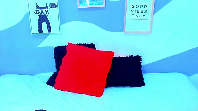 VIOLETA-28 online show from November 28, 1:36 pm