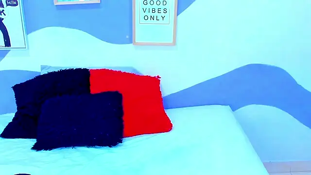 VIOLETA-28 online show from December 4, 12:47 pm