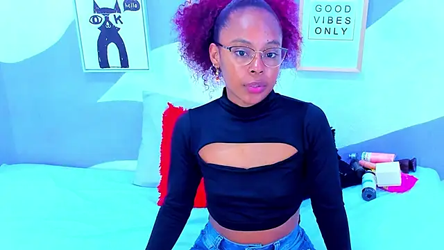 VIOLETA-28 online show from December 15, 12:53 pm