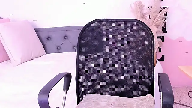 gracehall 1 online show from November 27, 11:23 am