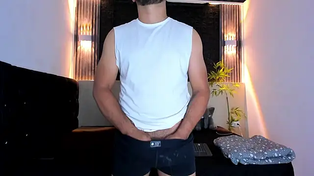 Snapshot of Ytria_1 chatting on October 29, 2:19 pm Ytria 1 online show from October 29, 2:19 pm