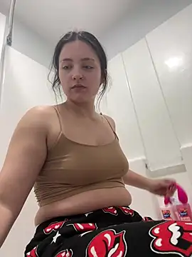 Snapshot of xoxokehlani chatting on January 19, 1:42 am xoxokehlani online show from January 19, 1:42 am