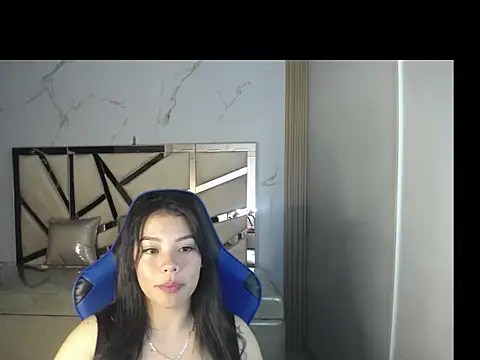 amy95 a online show from October 22, 8:08 pm