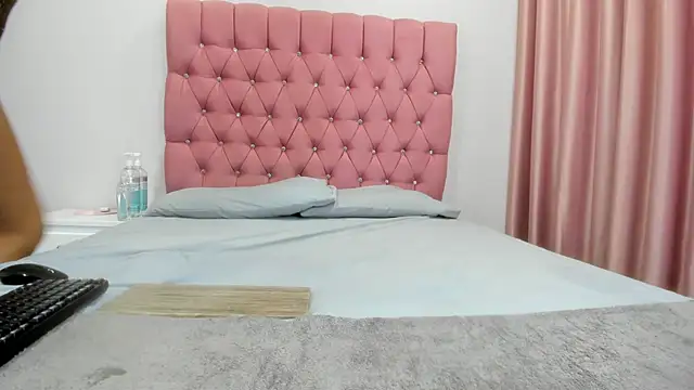 Miss Bubu online show from October 30, 10:10 pm