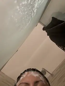 gatitalocahot online show from April 13, 7:19 pm