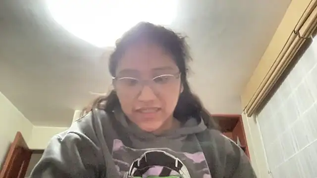 Kmiii21 online show from October 23, 2:55 am