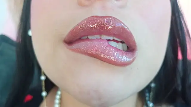 mia roux1 online show from March 27, 10:42 pm