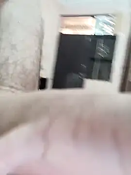 Snapshot of Virgin18year_old chatting on December 18, 4:40 am Virgin18year old online show from December 18, 4:40 am