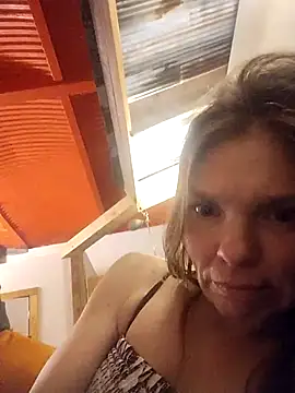 Snapshot of smoothkFire chatting on January 13, 8:08 am smoothkFire online show from January 13, 8:08 am