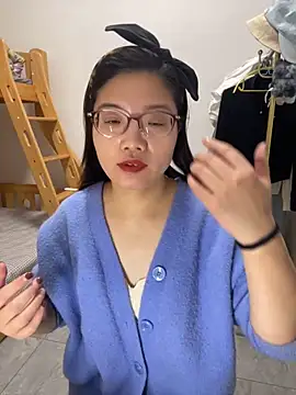 Snapshot of Nlen_baby chatting on December 5, 1:31 pm Nlen baby online show from December 5, 1:31 pm