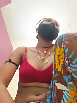 Snapshot of Bhumika_Love chatting on June 23, 4:10 am Bhumika Love online show from June 23, 4:10 am