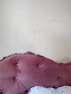 helo-kitty online show from November 28, 7:55 am