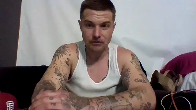 DadDDick925 online show from February 4, 9:26 am