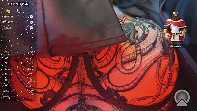 Snapshot of majestic_madam chatting on March 1, 1:40 am majestic madam online show from March 1, 1:40 am