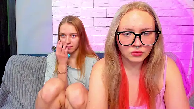 mari martin online show from December 20, 10:28 pm