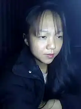 Quynhsumon online show from November 24, 2:50 pm