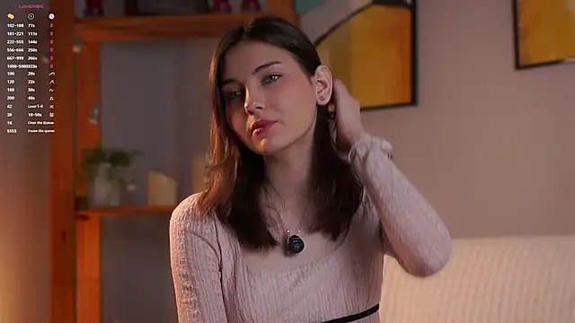 KateCahee online show from April 13, 1:33 am