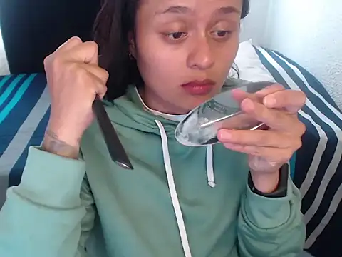 Negritatata online show from December 2, 4:13 pm