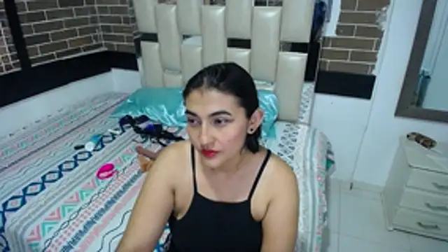 yuliet latin69 online show from November 23, 1:33 pm