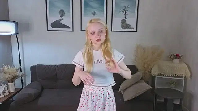 IraYounce online show from October 29, 1:19 am