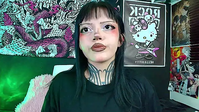 GothGaby online show from November 26, 1:28 am