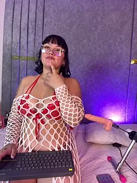 Snapshot of Silvia_Notte chatting on October 29, 12:07 pm Silvia Notte online show from October 29, 12:07 pm