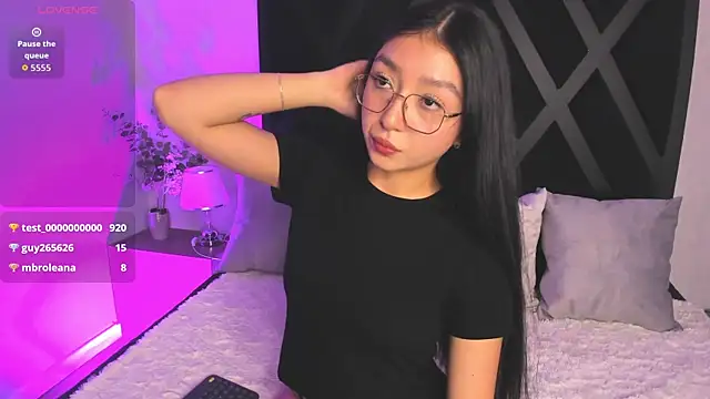 Snapshot of sydney_miller_ chatting on July 16, 12:16 am sydney miller online show from July 16, 12:16 am