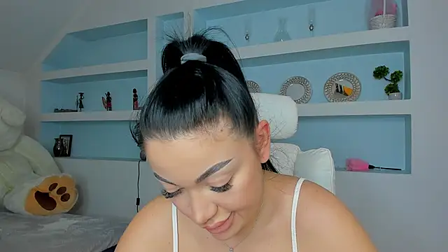 juliexxx online show from January 17, 6:55 pm