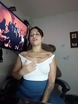 tattyHot95 online show from May 15, 7:21 pm
